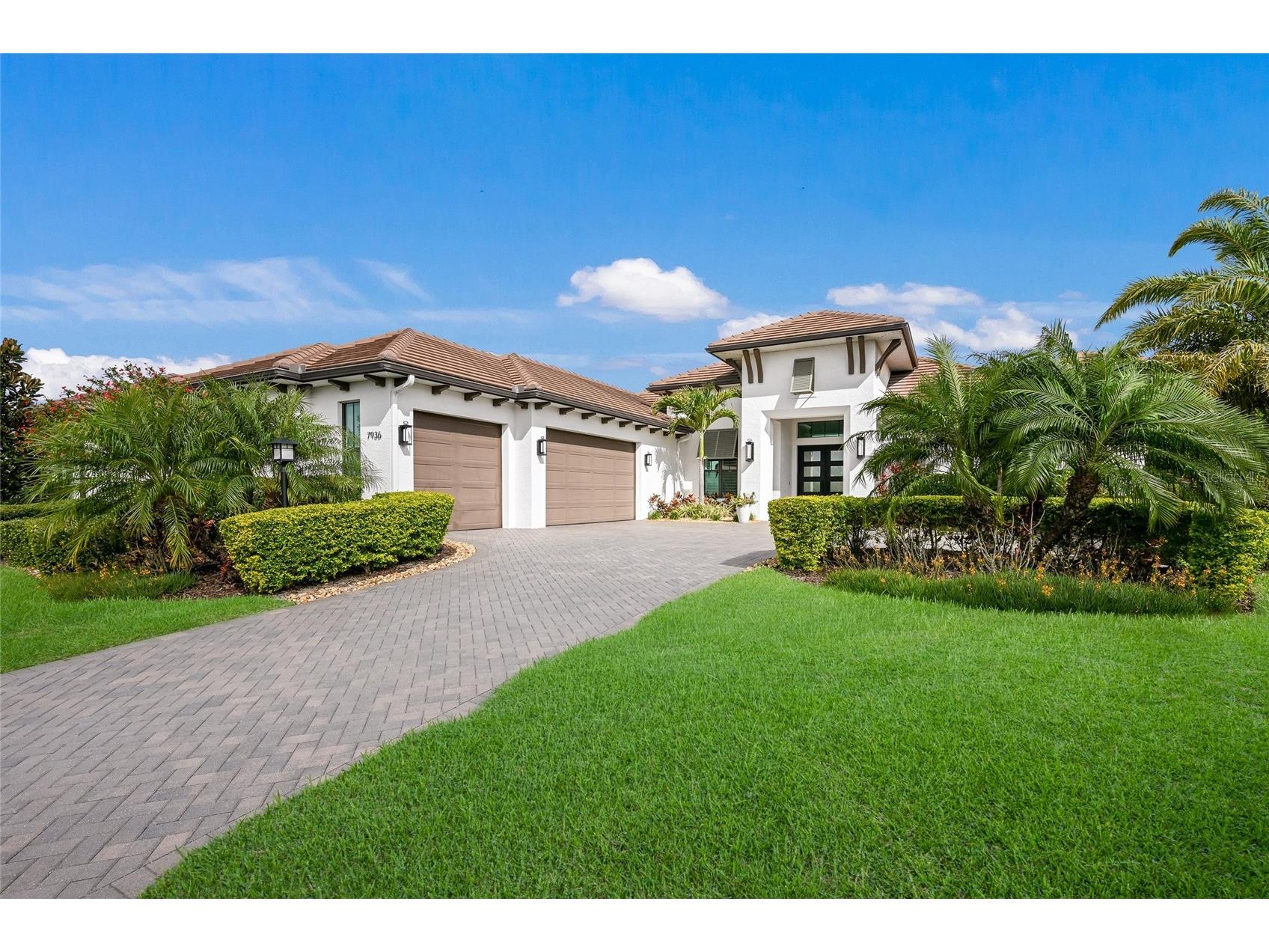 7936 Mainsail Lane Sarasota FL 34240 A4684165 image2