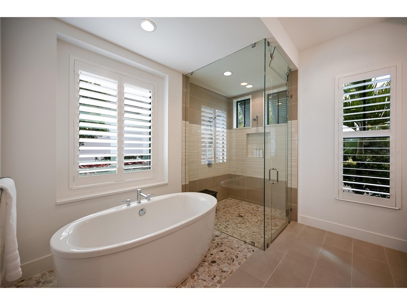 7936 Mainsail Lane Sarasota FL 34240 A4684165 image30