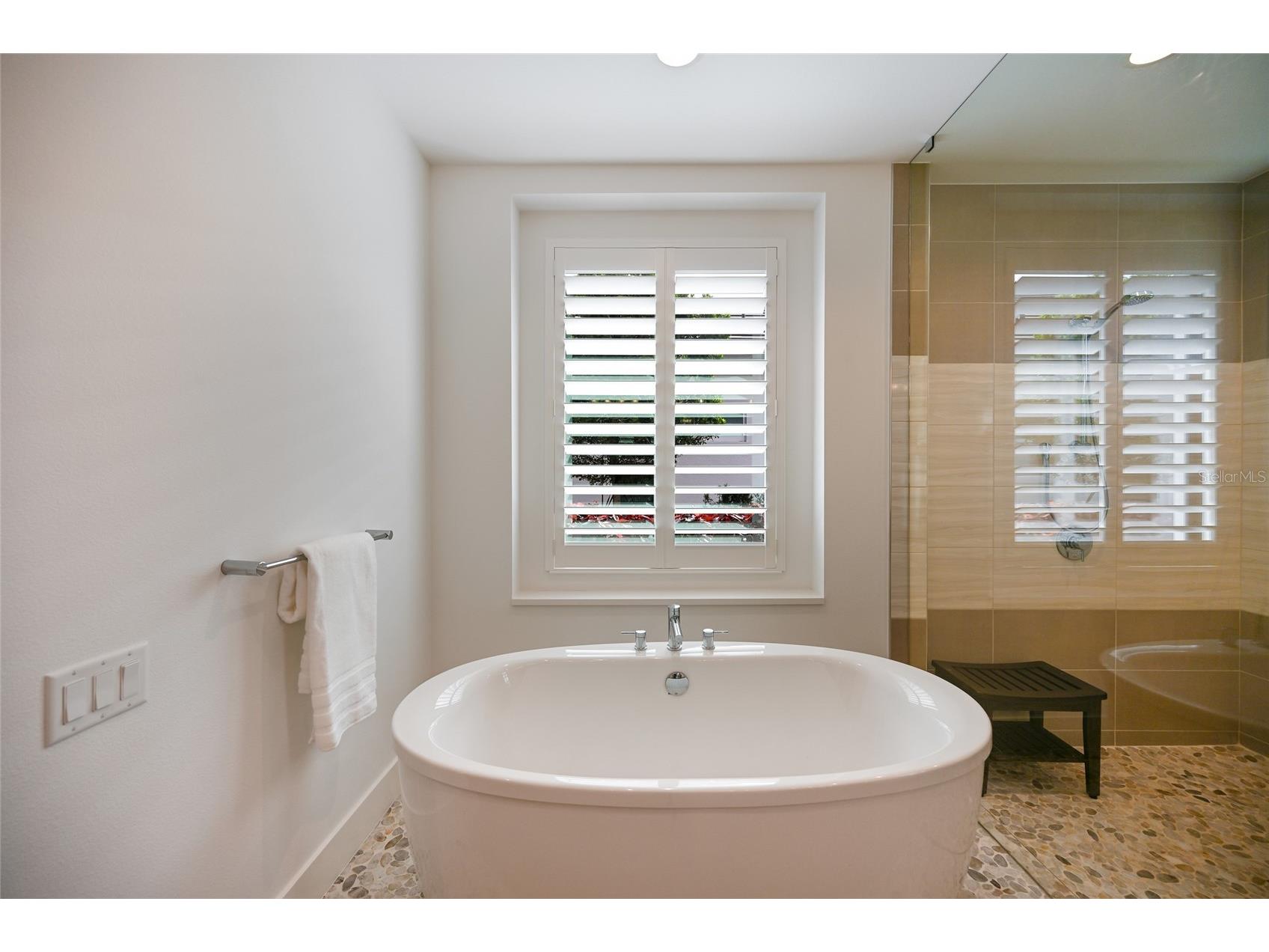 7936 Mainsail Lane Sarasota FL 34240 A4684165 image31