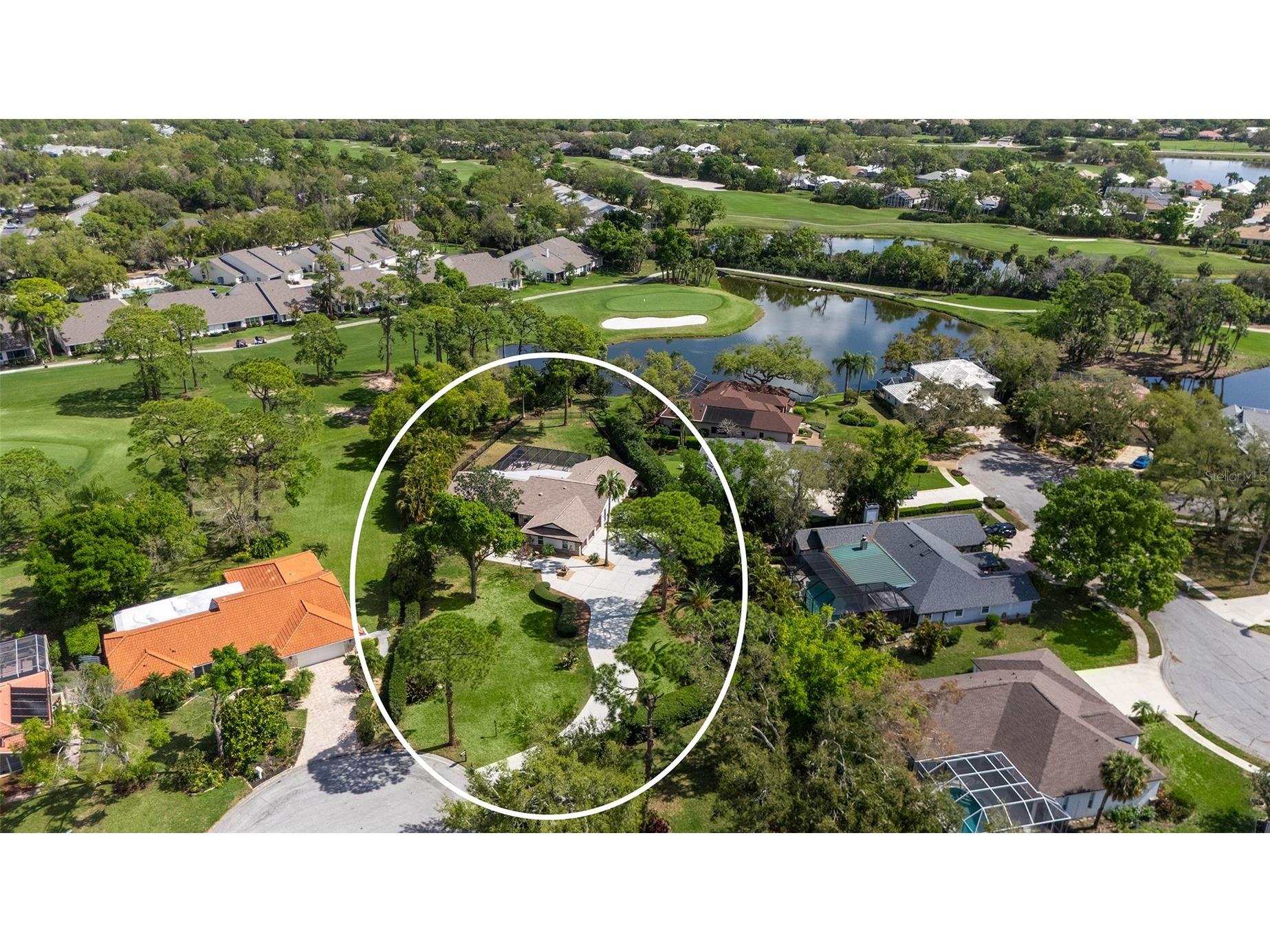 7937 Broadmoor Pines Boulevard Sarasota FL 34243 A4682202 image1