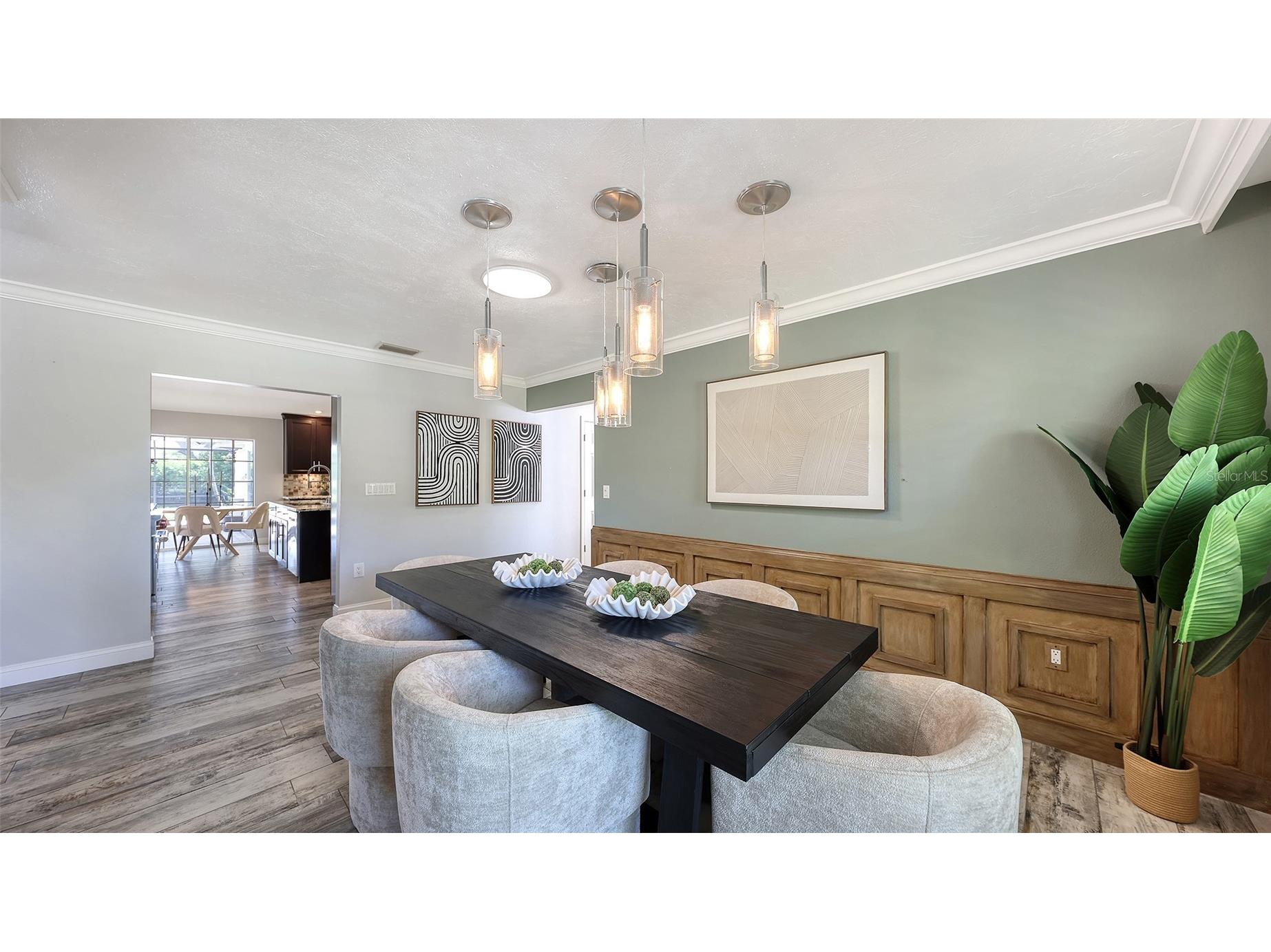 7937 Broadmoor Pines Boulevard Sarasota FL 34243 A4682202 image13