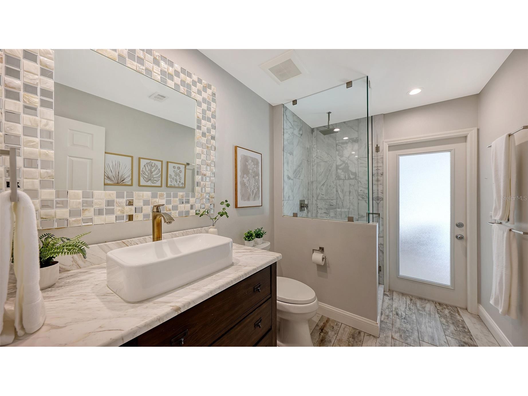 7937 Broadmoor Pines Boulevard Sarasota FL 34243 A4682202 image51