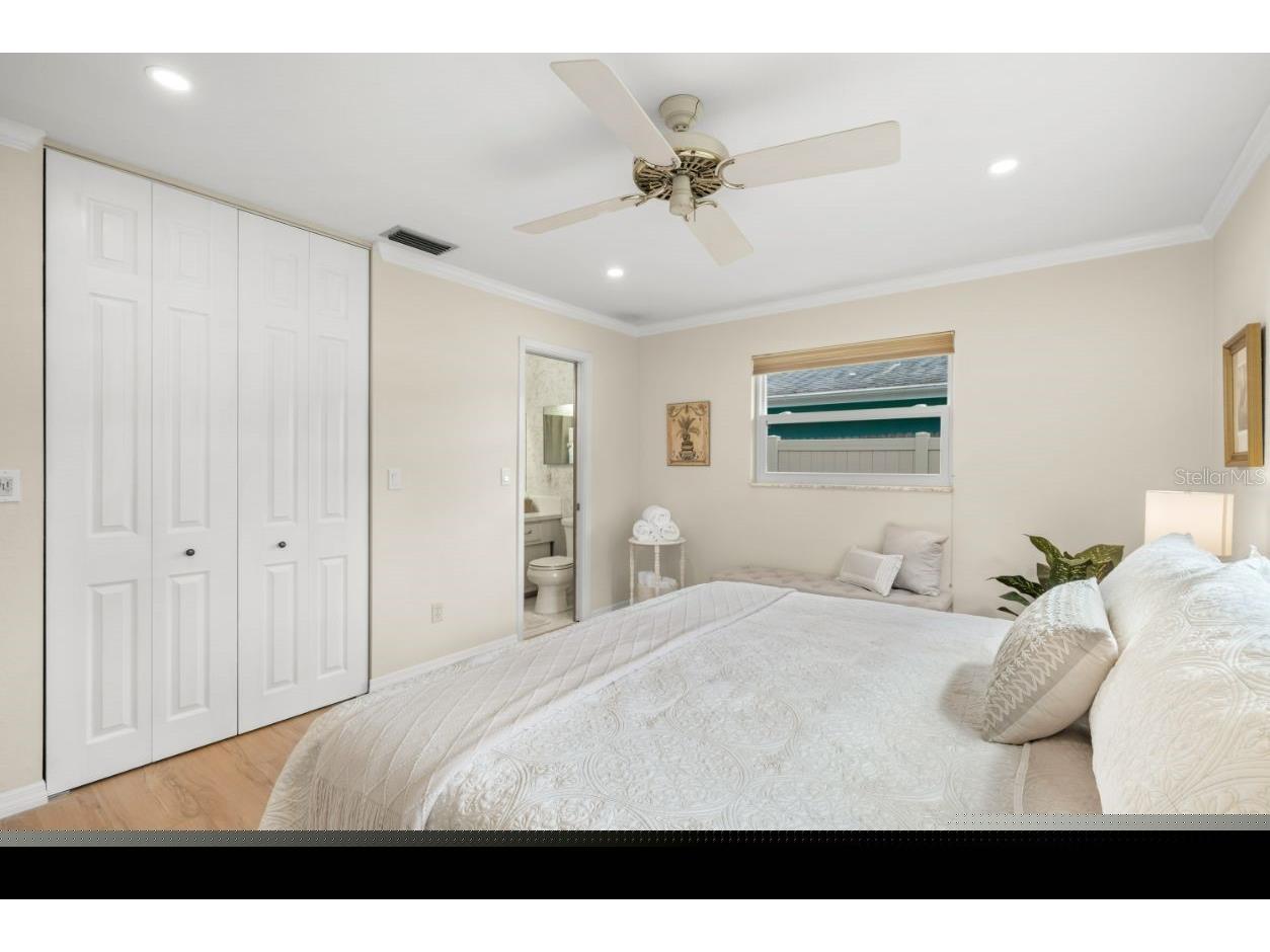 7940 3rd Street N Saint Petersburg FL 33702 TB8525633 image7
