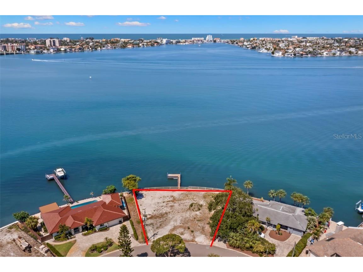 7940 Garden Drive N Saint Petersburg FL 33710 U8245804 image1