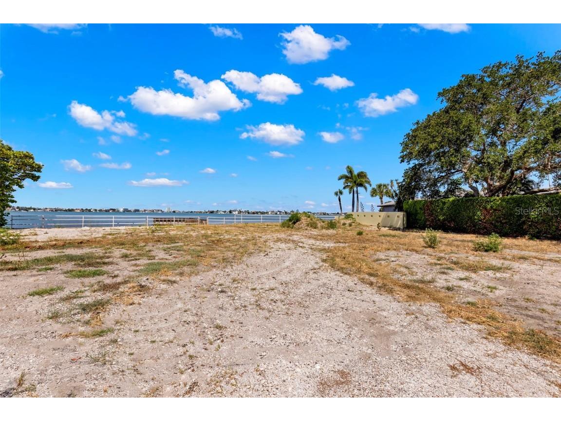 7940 Garden Drive N Saint Petersburg FL 33710 U8245804 image15