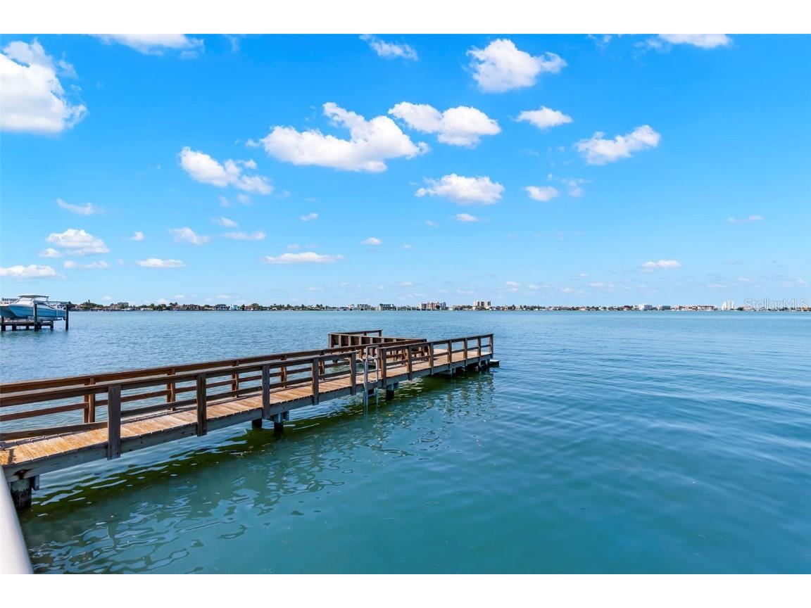 7940 Garden Drive N Saint Petersburg FL 33710 U8245804 image17