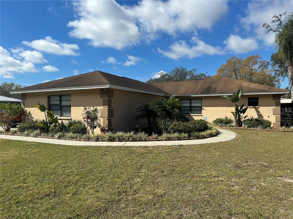 7940 Walt Williams Road Lakeland FL 33809 L4942586 image1
