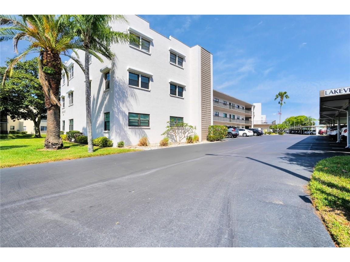 7941 58th Avenue N #102 Saint Petersburg FL 33709 U8193028 image1