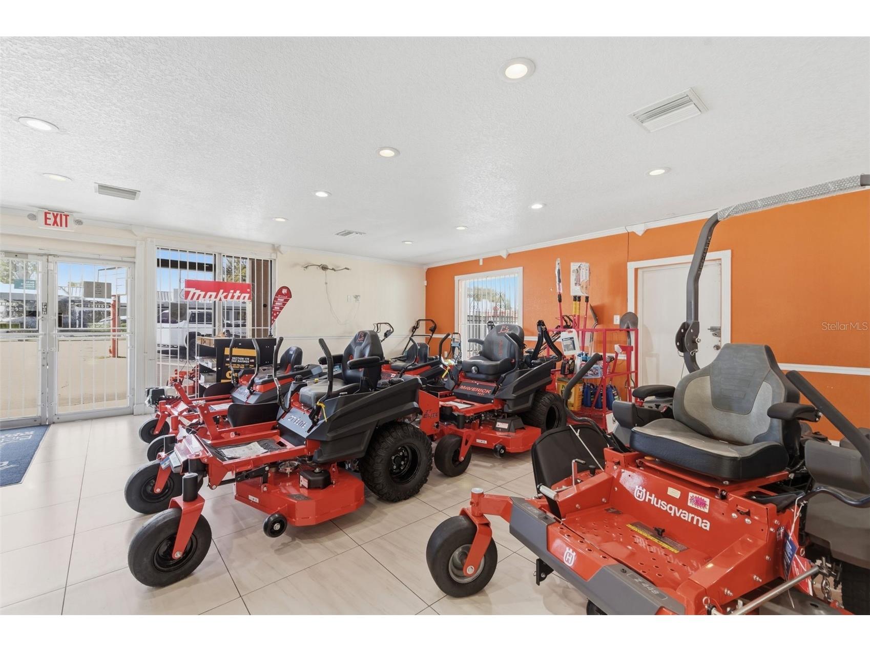 7941 N Armenia Avenue Tampa FL 33604 TB8477937 image9