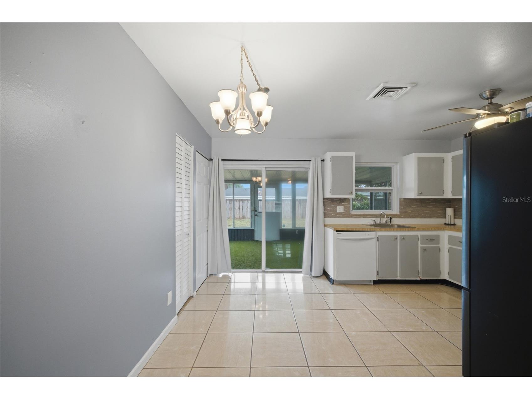 7941 Smoketree Court Largo FL 33773 TB8525725 image8