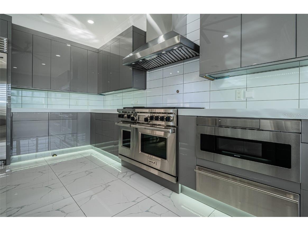 7942 3rd Avenue S Saint Petersburg FL 33707 - BOCA CIEGA BAY TB8445534 image22