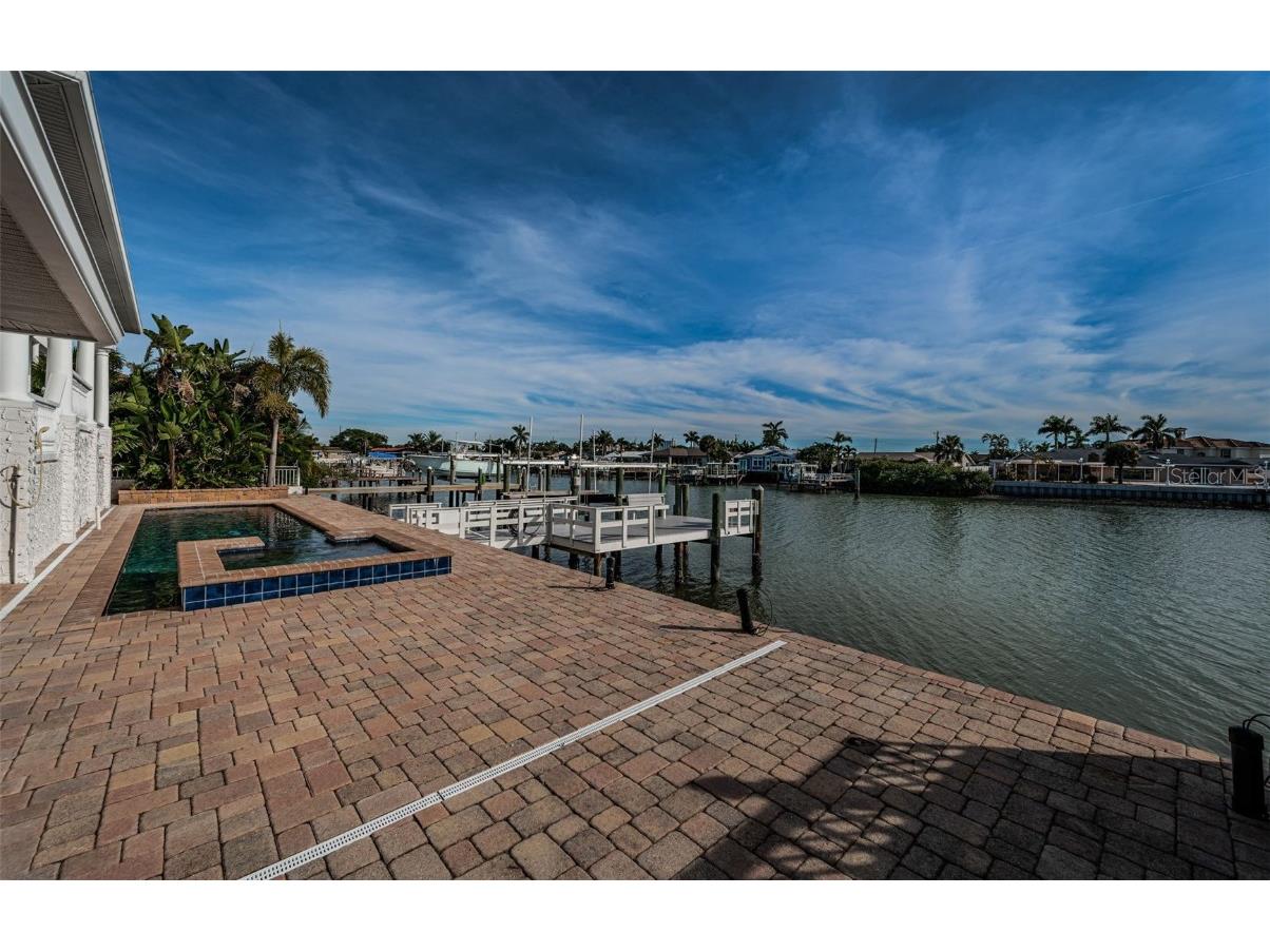 7942 3rd Avenue S Saint Petersburg FL 33707 - BOCA CIEGA BAY TB8445534 image66