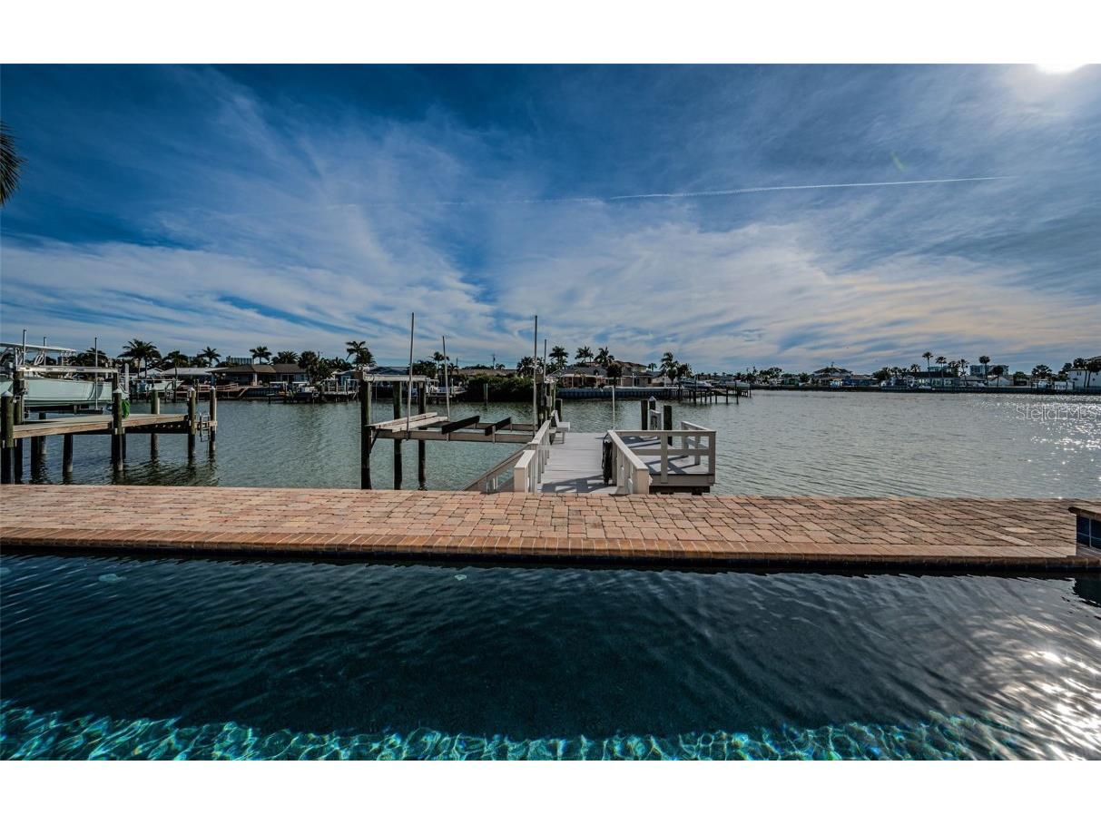 7942 3rd Avenue S Saint Petersburg FL 33707 - BOCA CIEGA BAY TB8445534 image69