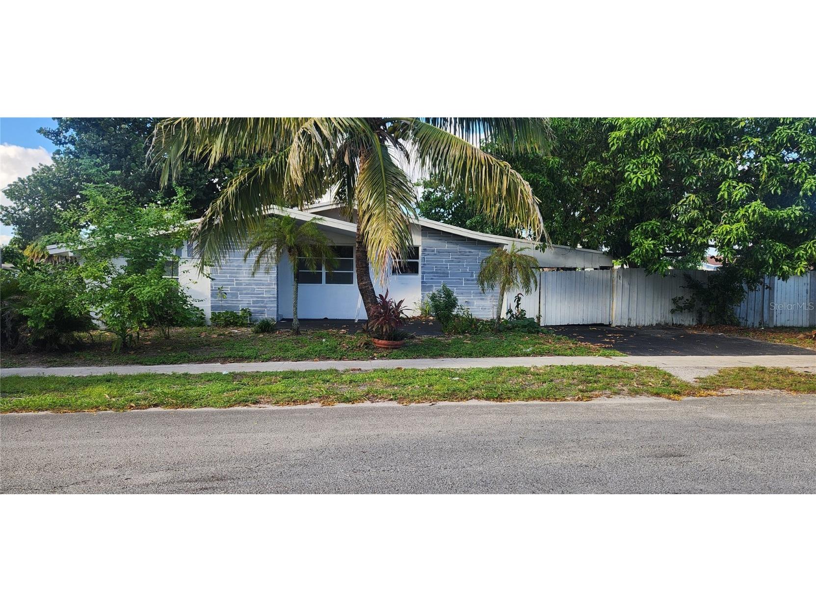 7945 Lasalle Boulevard Miramar FL 33023 O6351045 image1