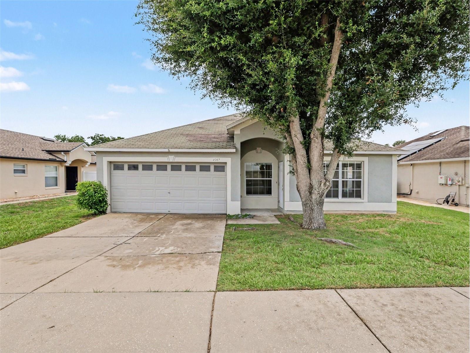 7947 Merchantville Circle Zephyrhills FL 33540 O6421756 image1