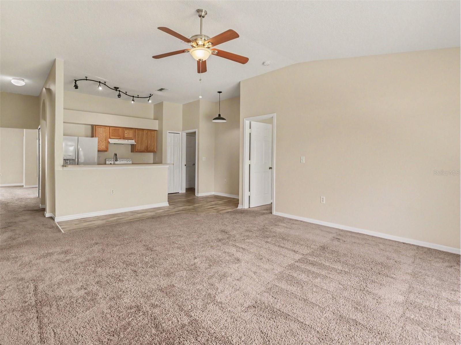 7947 Merchantville Circle Zephyrhills FL 33540 O6421756 image6