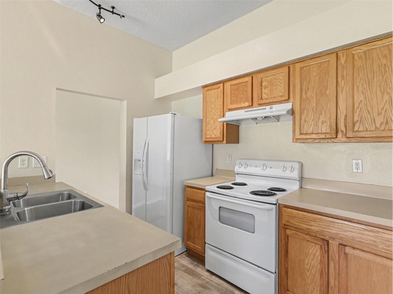 7947 Merchantville Circle Zephyrhills FL 33540 O6421756 image7