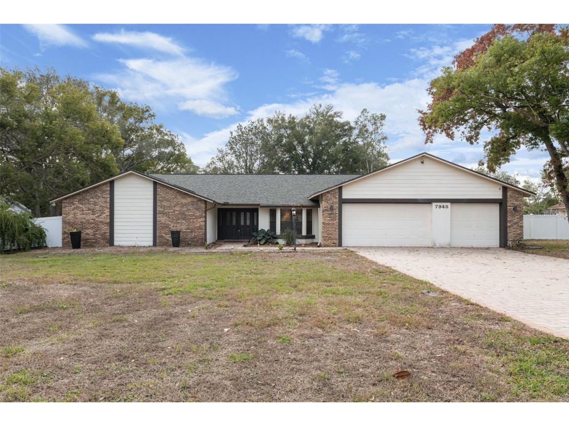 7948 Floral Drive Weeki Wachee FL 34607 W7860802 image1