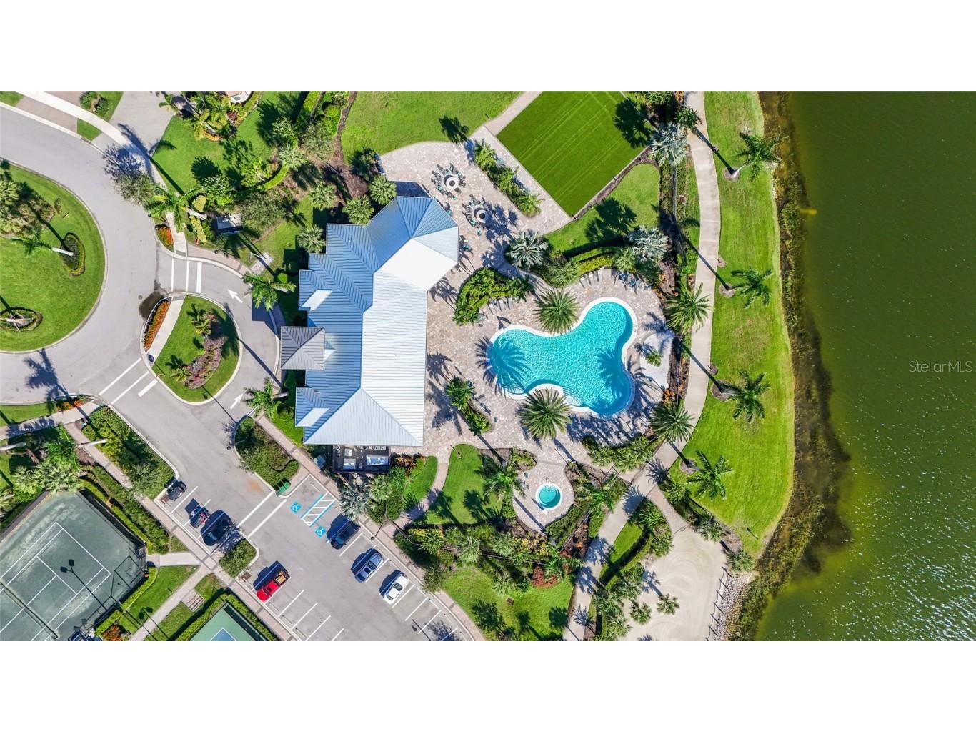 7948 Grande Shores Drive Sarasota FL 34240 A4663628 image10