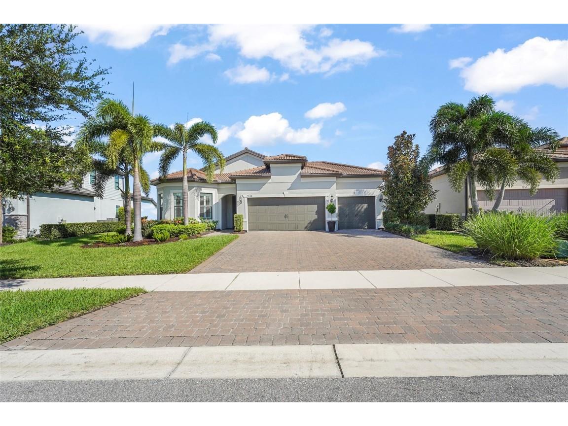 7948 Grande Shores Drive Sarasota FL 34240 A4663628 image14