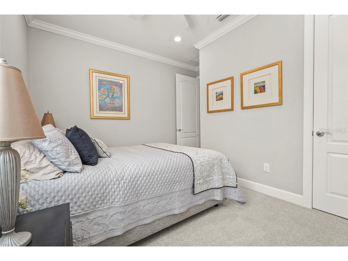 7948 Grande Shores Drive Sarasota FL 34240 A4663628 image38