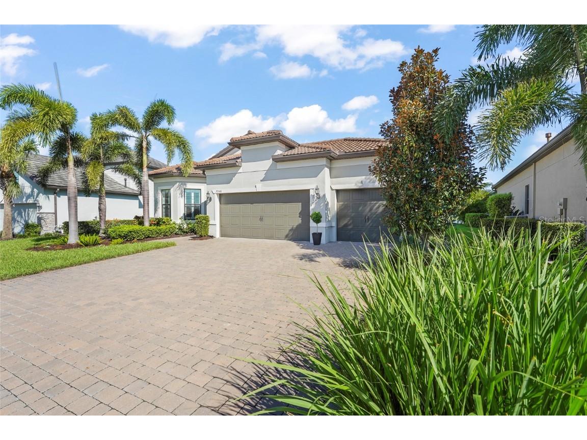 7948 Grande Shores Drive Sarasota FL 34240 A4663628 image56