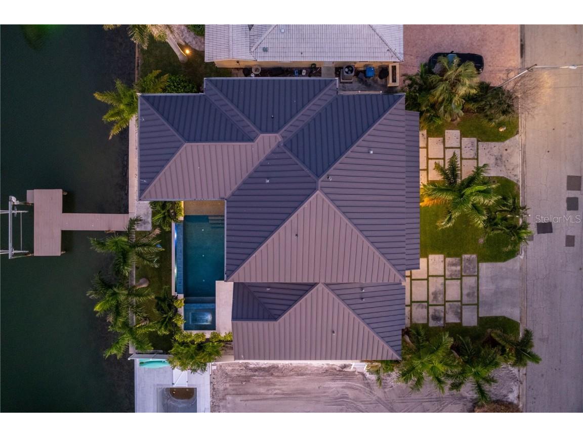 7949 2nd Avenue S Saint Petersburg FL 33707 - BOCA CIEGA BAY TB8412763 image60