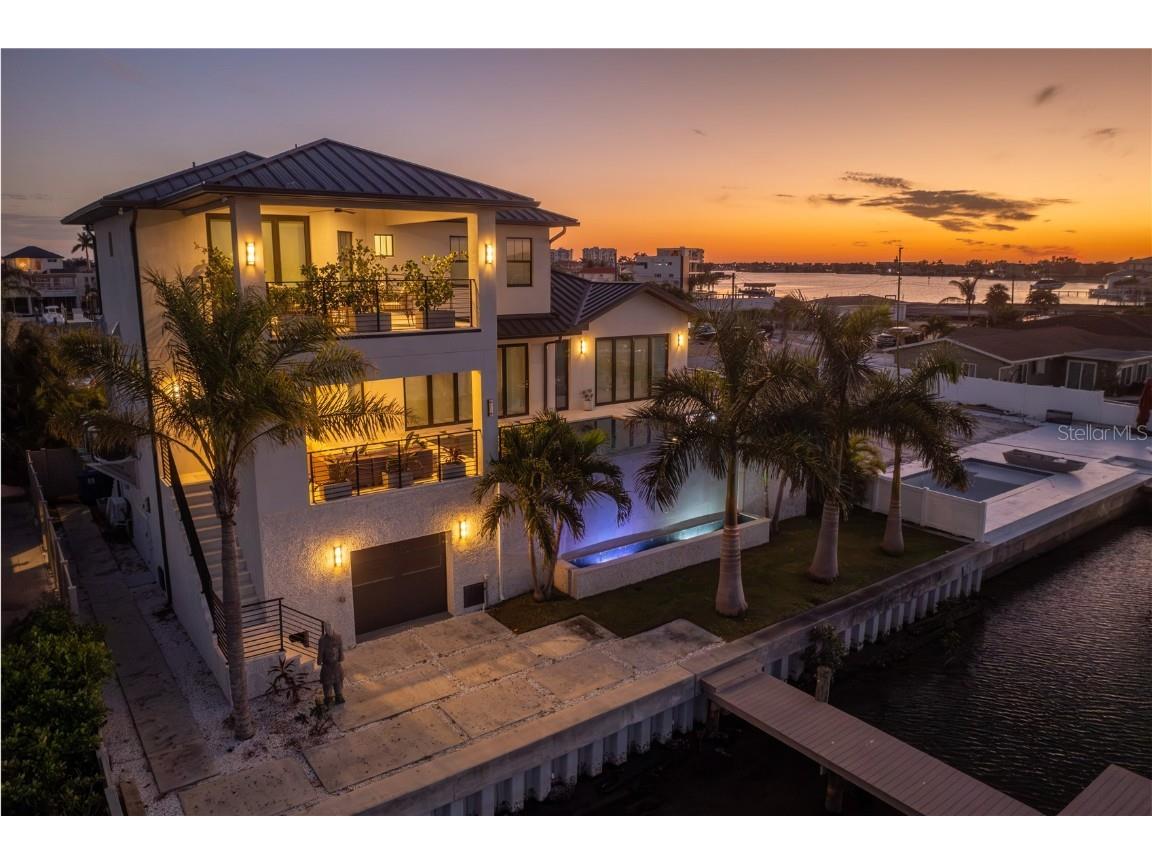 7949 2nd Avenue S Saint Petersburg FL 33707 - BOCA CIEGA BAY TB8412763 image63