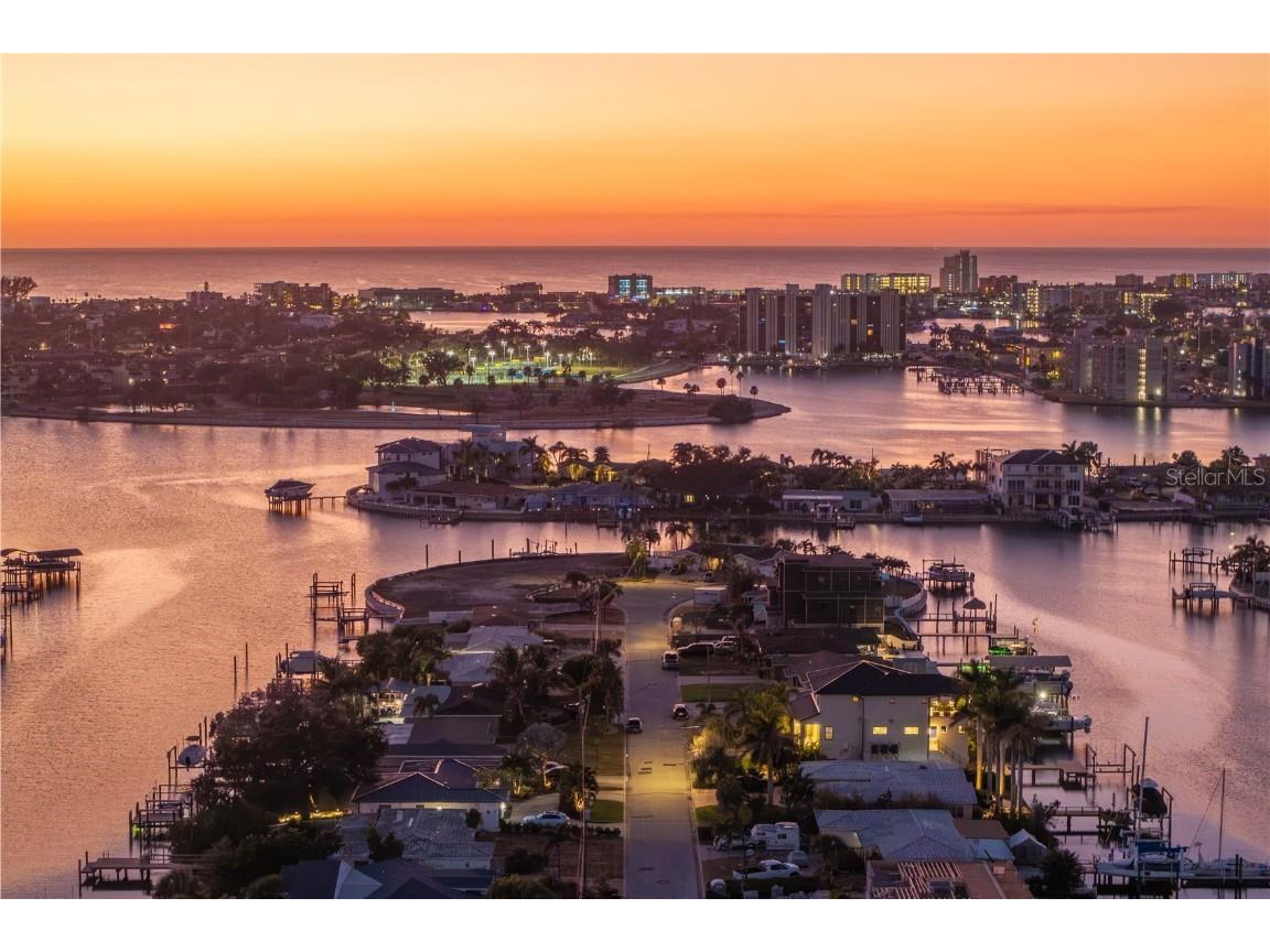 7949 2nd Avenue S Saint Petersburg FL 33707 - BOCA CIEGA BAY TB8412763 image66