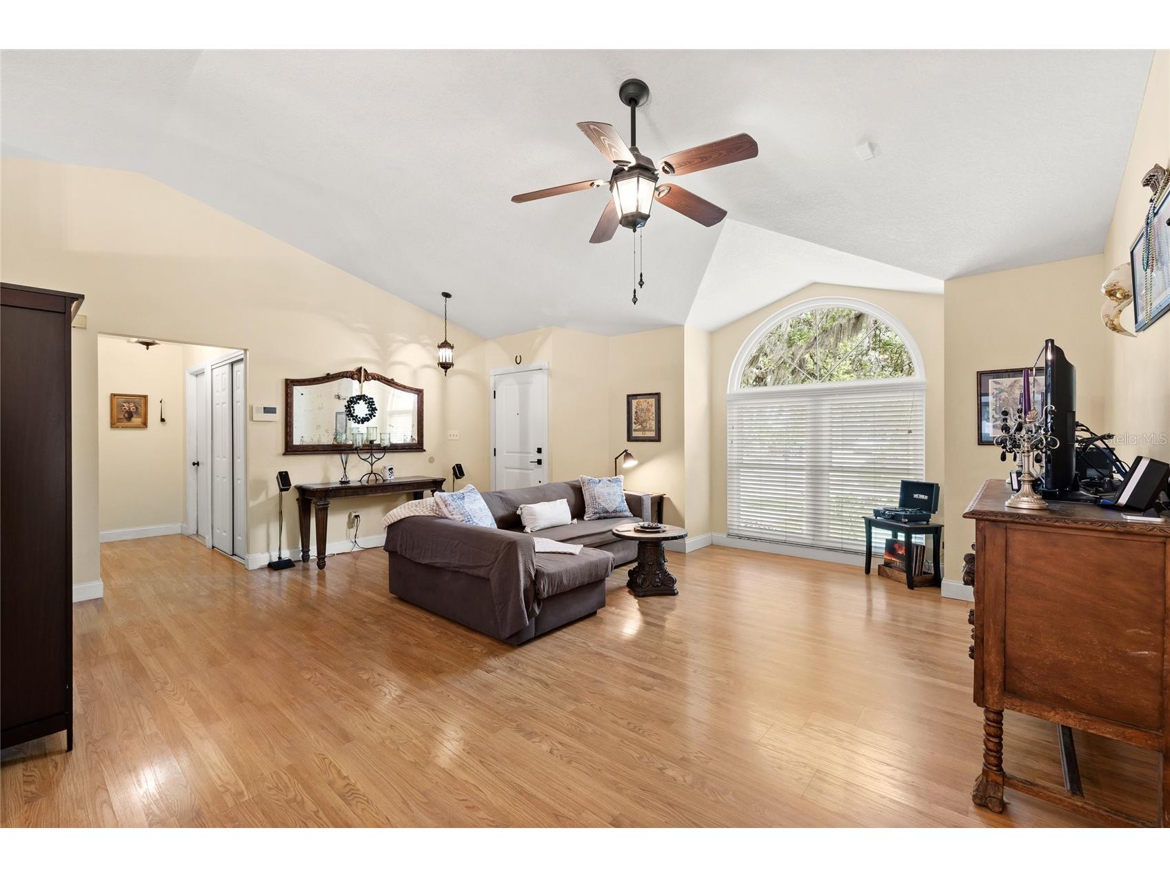 7949 Goldleaf Street Orlando FL 32835 O6411950 image10