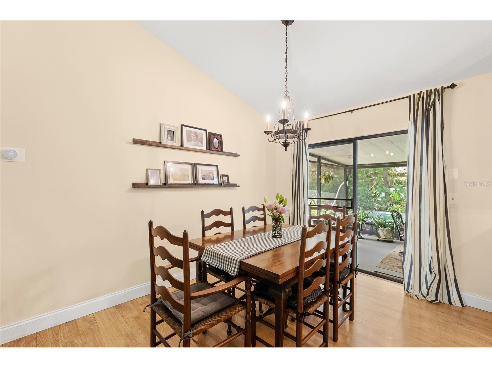 7949 Goldleaf Street Orlando FL 32835 O6411950 image14