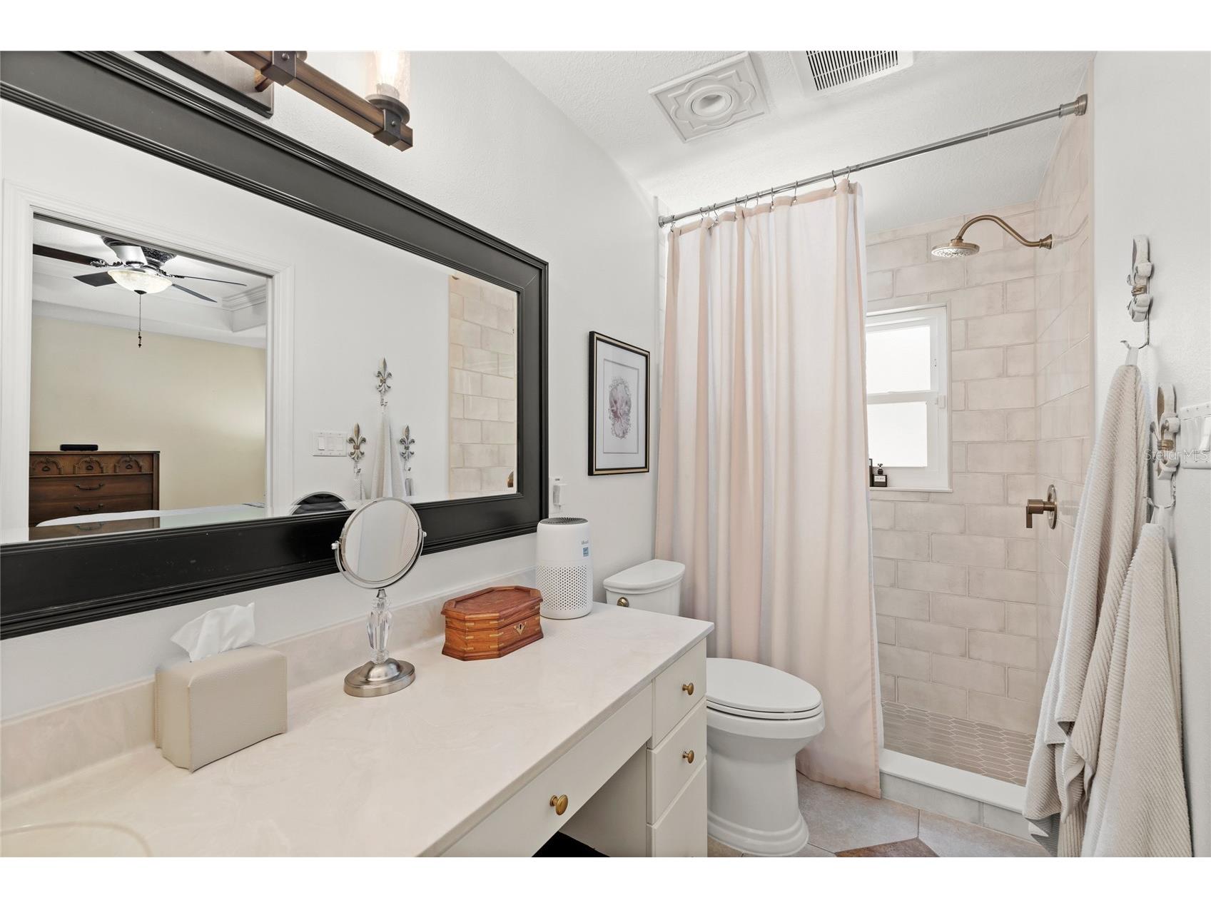 7949 Goldleaf Street Orlando FL 32835 O6411950 image18