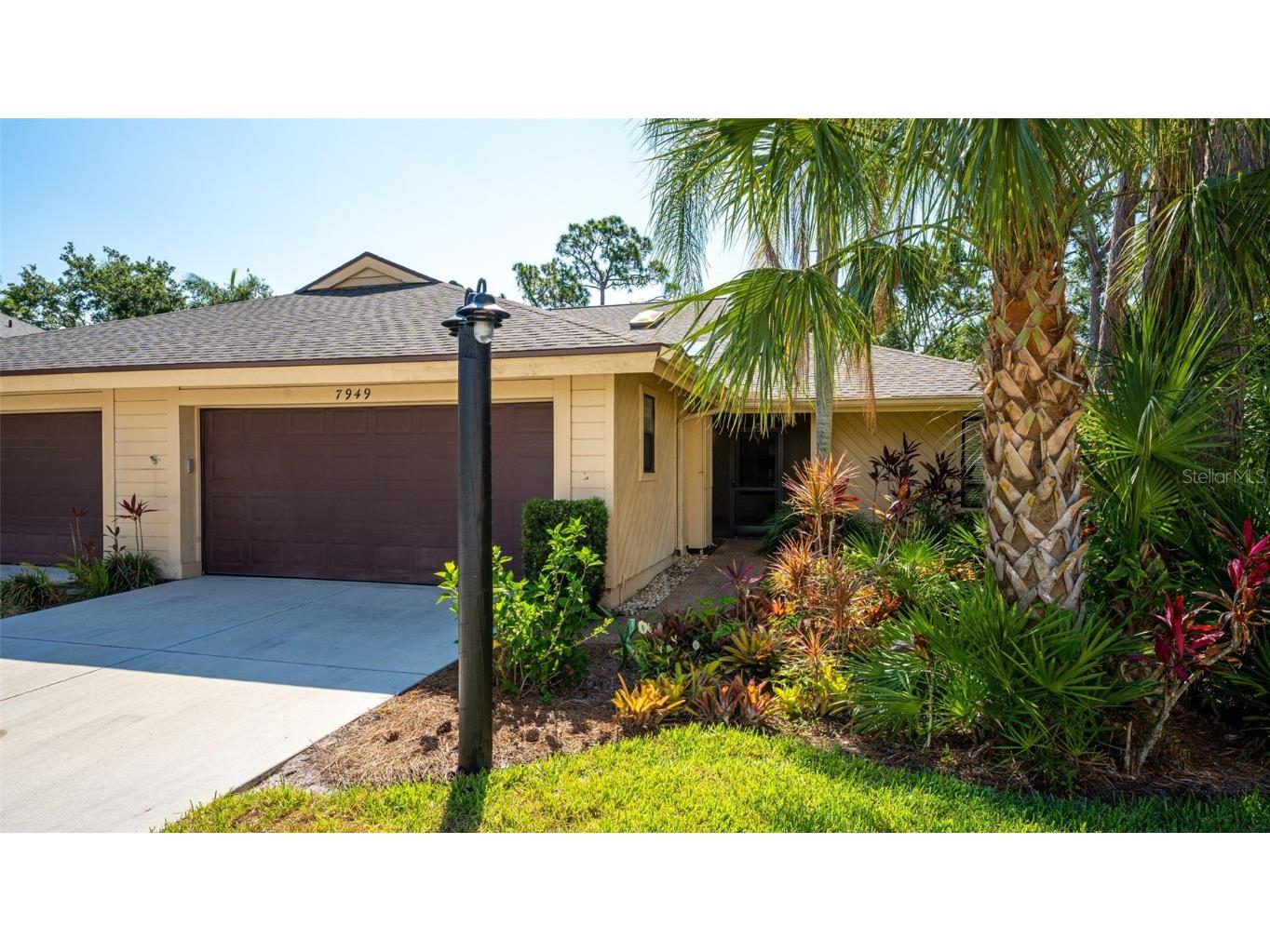 7949 Pineglen Court #38 Sarasota FL 34238 A4571230 image1