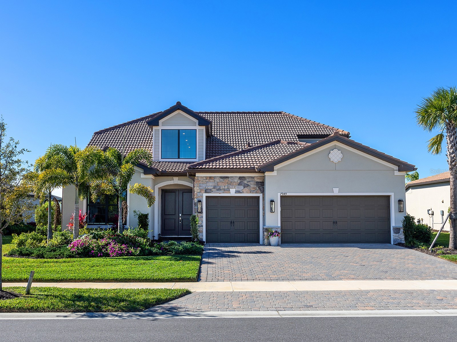 7949 Sunset Pines Drive Sarasota FL 34240 A4681097 image12