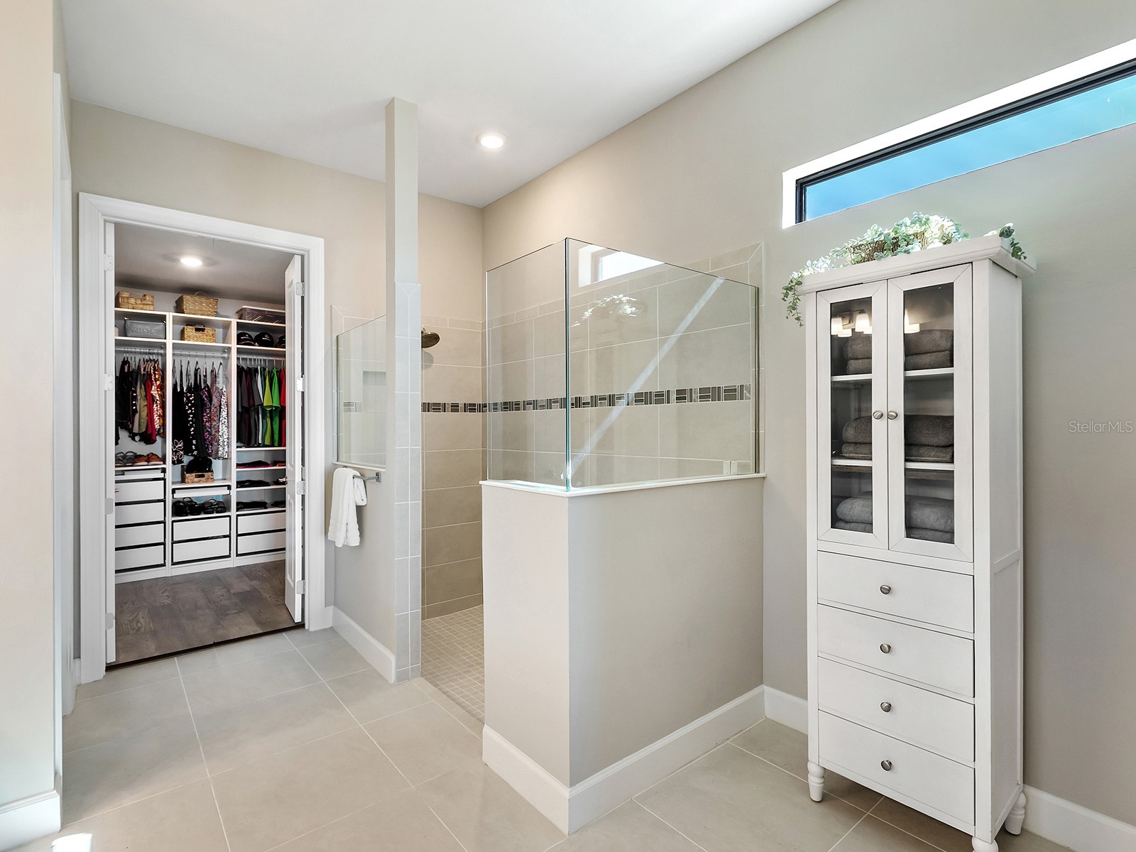 7949 Sunset Pines Drive Sarasota FL 34240 A4681097 image41