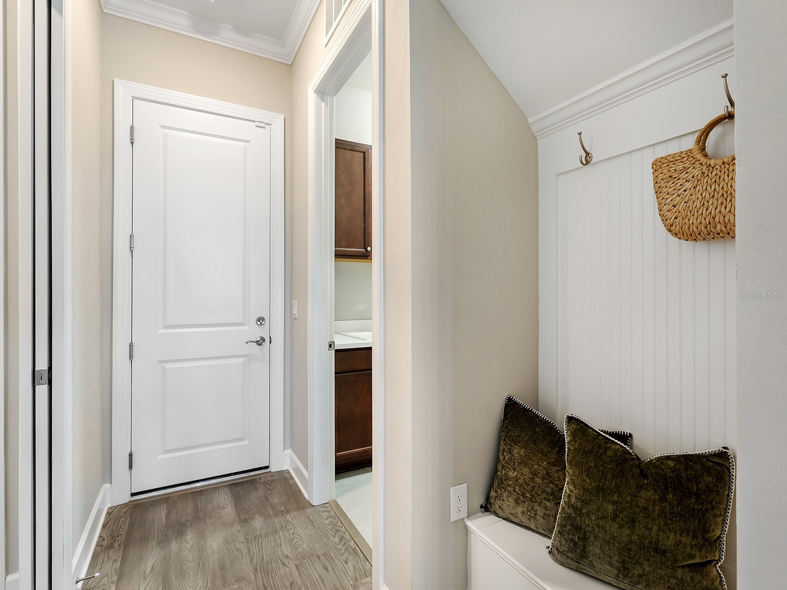 7949 Sunset Pines Drive Sarasota FL 34240 A4681097 image57