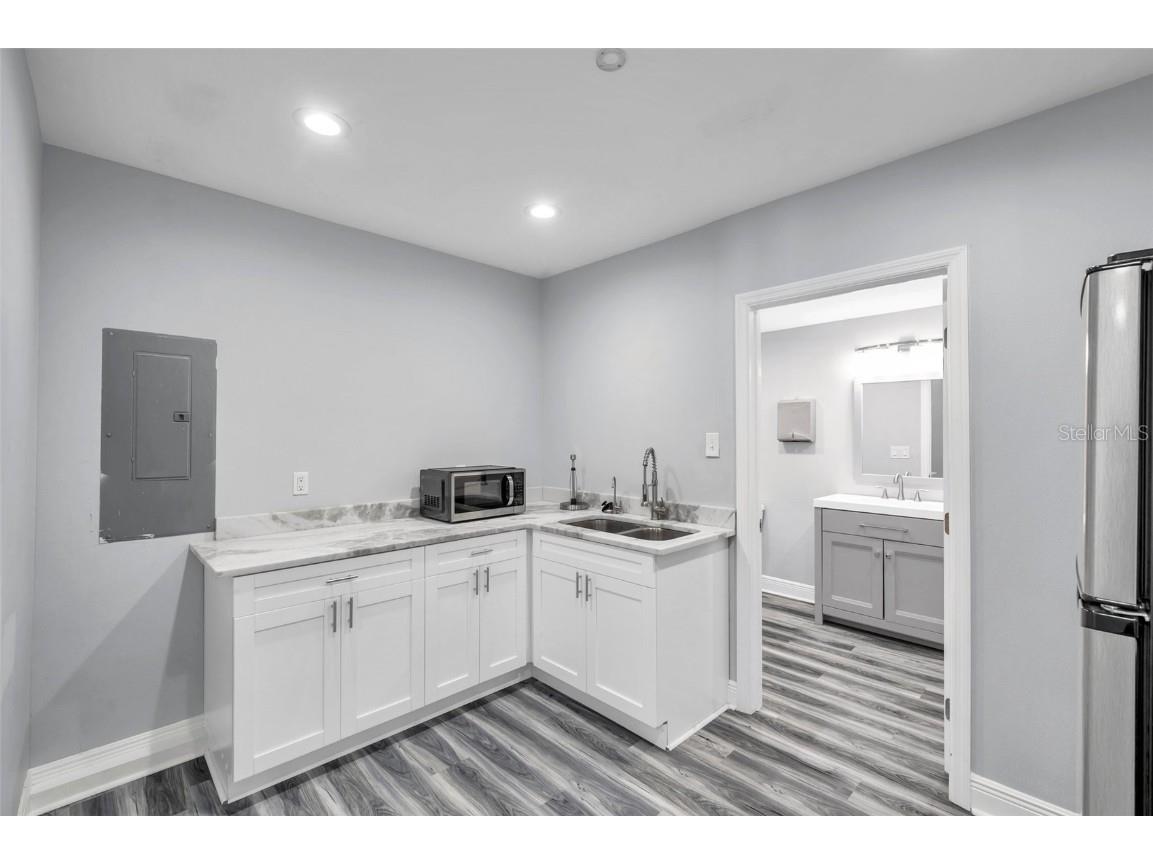 7949 Ulmerton Road Largo FL 33771 TB8432126 image13