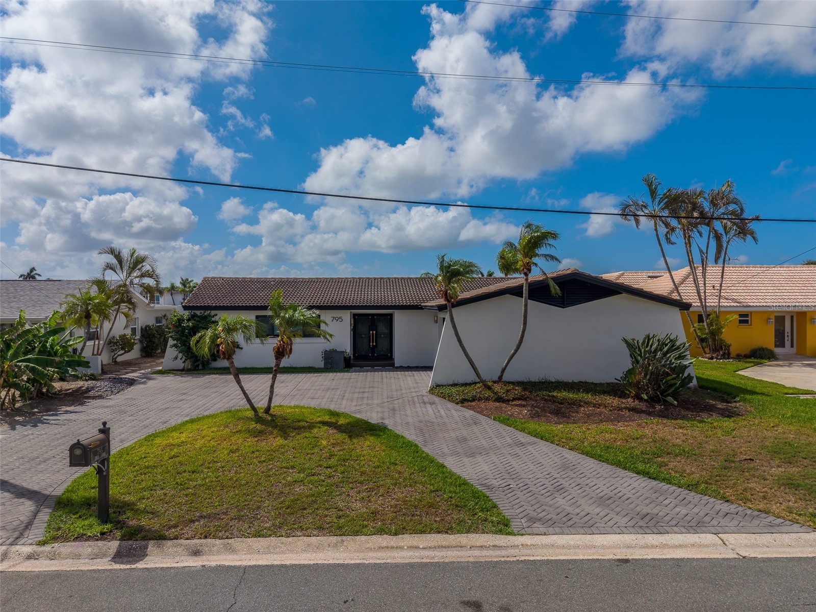 795 119th Avenue Treasure Island FL 33706 - INTRACOASTAL TB8512050 image1