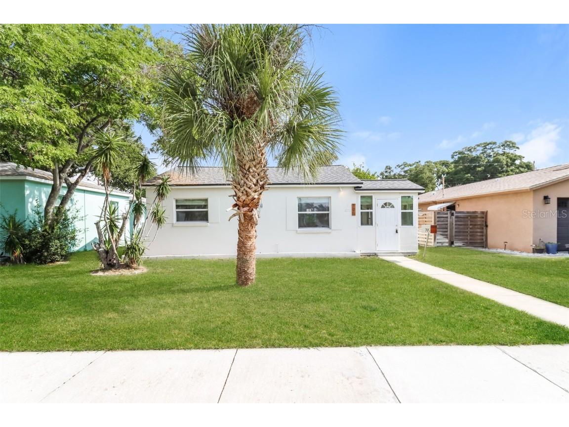 795 43rd Avenue N Saint Petersburg FL 33703 U8210289 image1