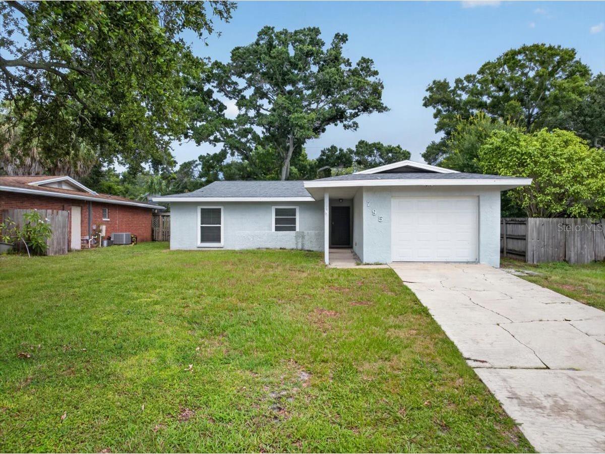 795 7th Street S Safety Harbor FL 34695 TB8524702 image1
