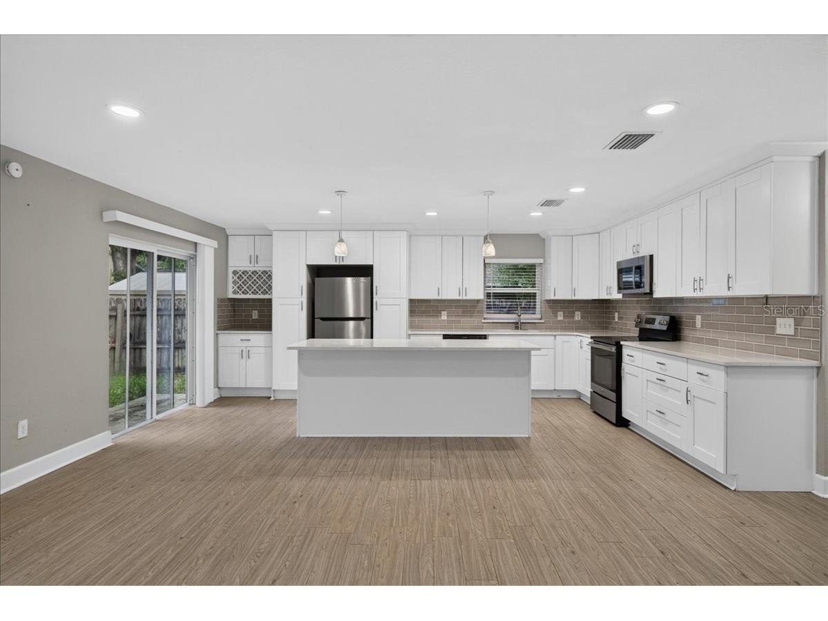 795 7th Street S Safety Harbor FL 34695 TB8524702 image11