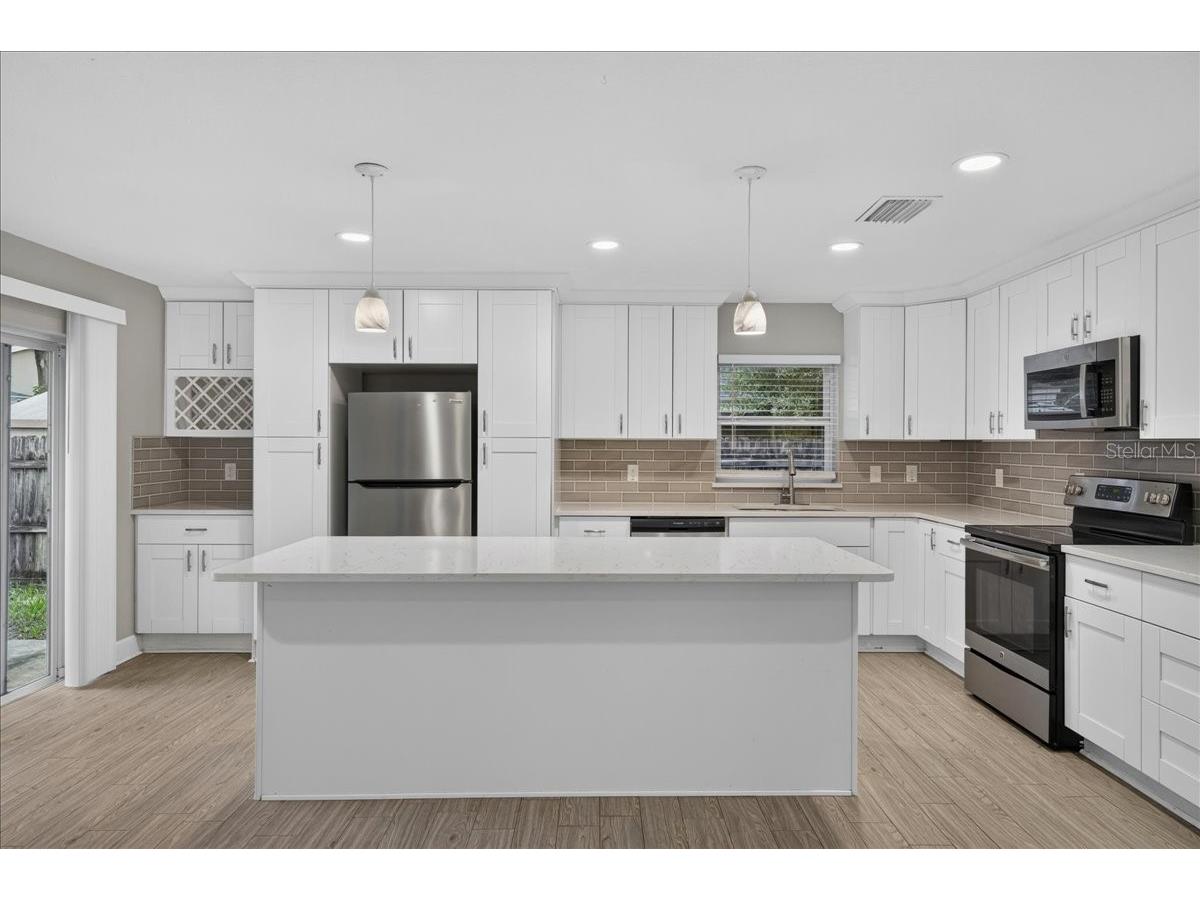 795 7th Street S Safety Harbor FL 34695 TB8524702 image12