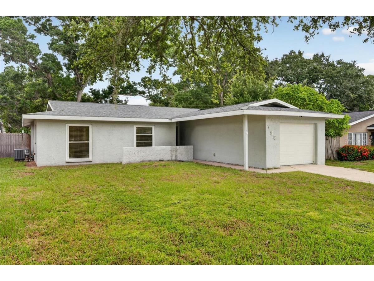 795 7th Street S Safety Harbor FL 34695 TB8524702 image3