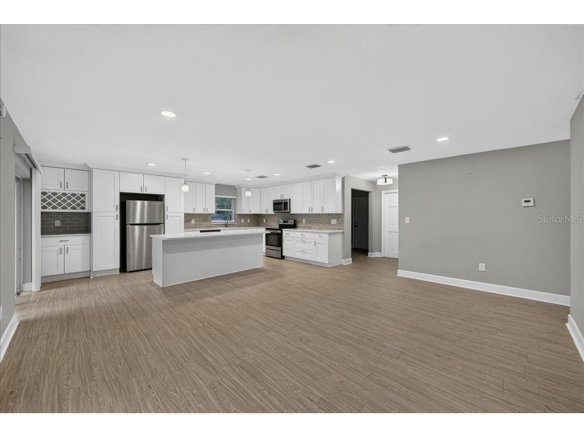 795 7th Street S Safety Harbor FL 34695 TB8524702 image6