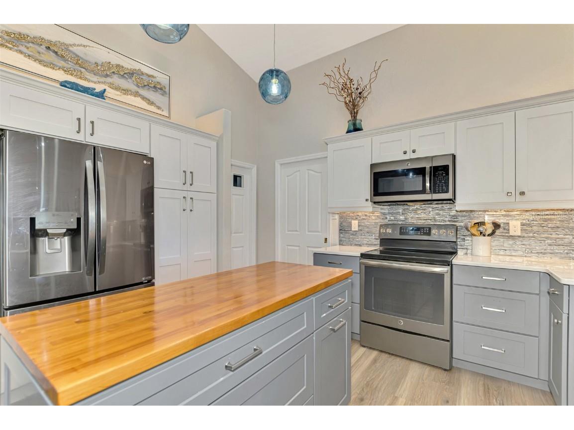 795 Boundary Boulevard Rotonda West FL 33947 D6144486 image25