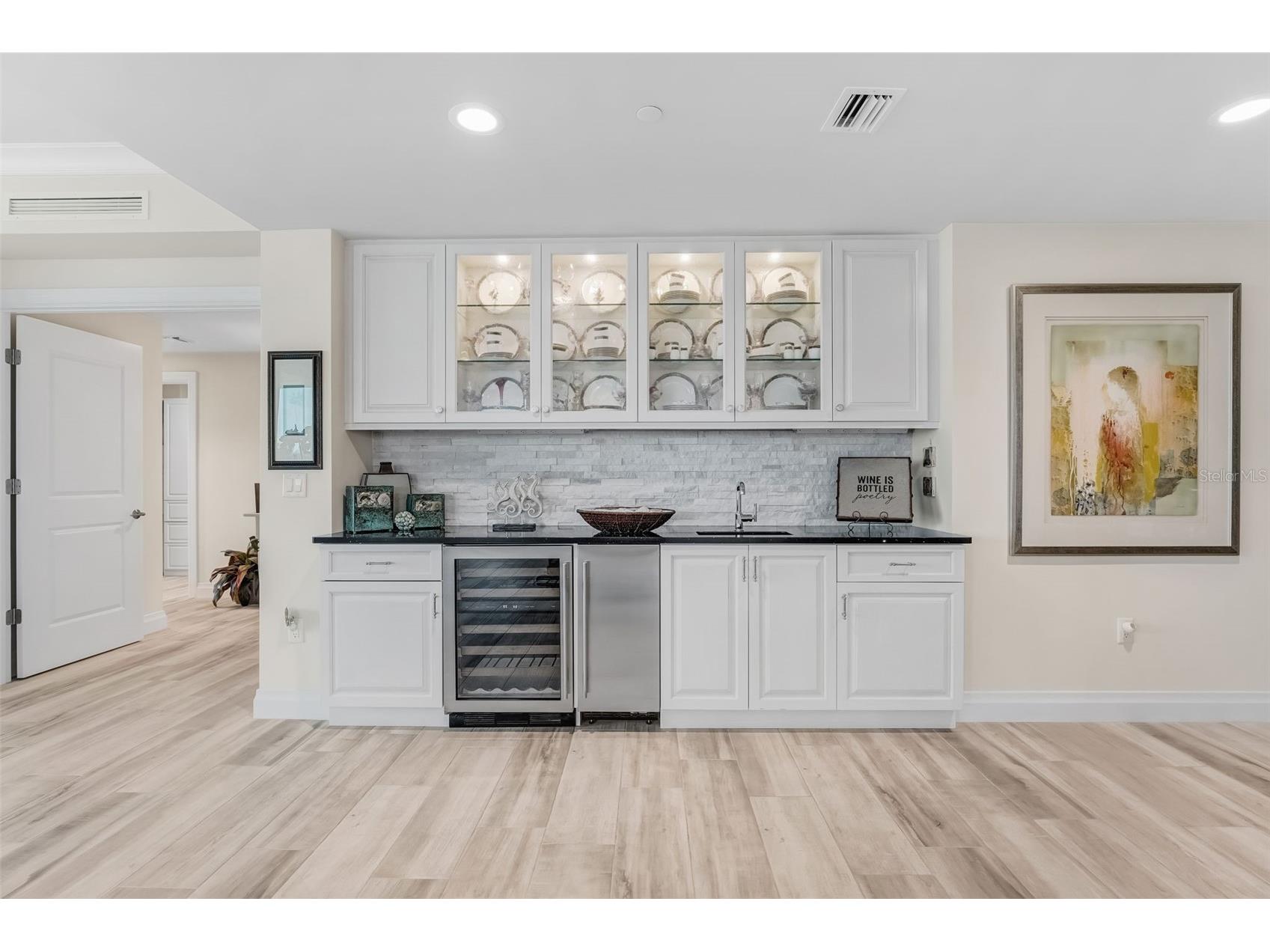795 Collany Road #201 Tierra Verde FL 33715 TB8509471 image7