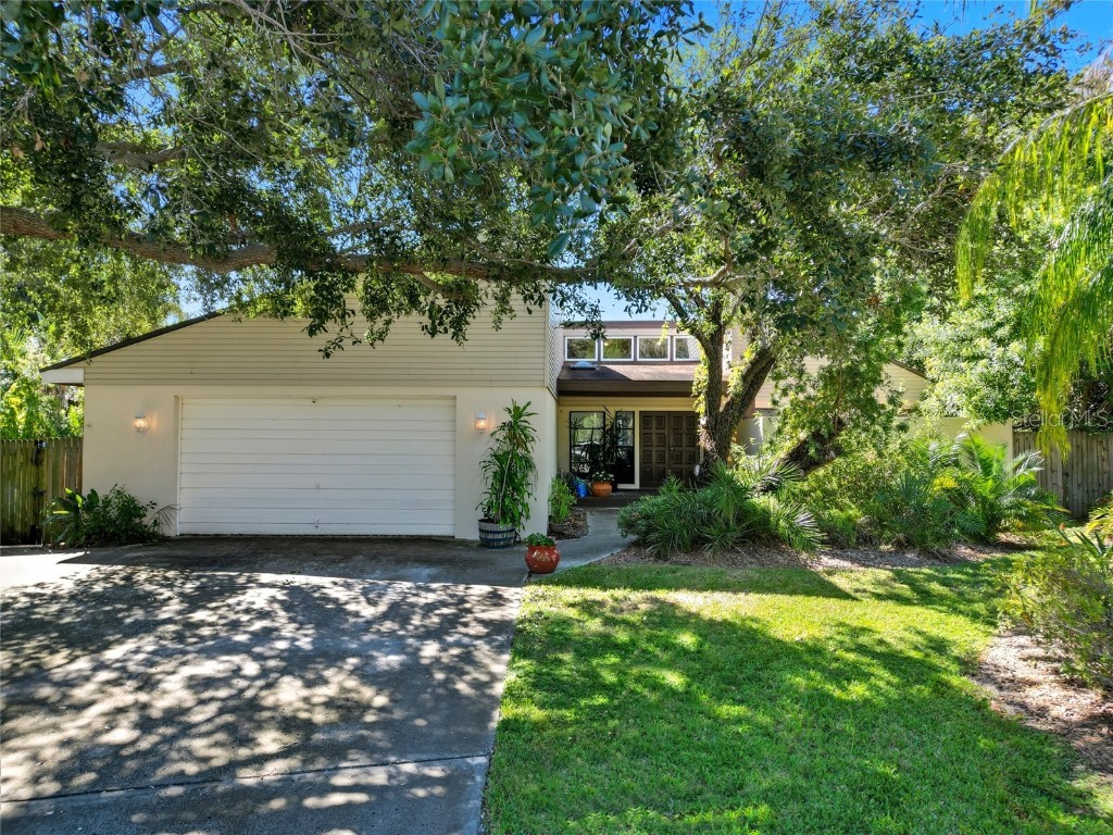 795 Del Oro Drive Safety Harbor FL 34695 - ALLIGATOR LAKE A4668410 image1
