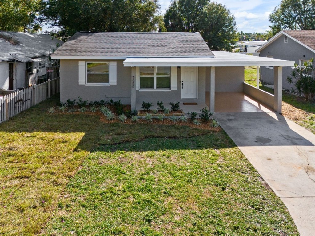 7950 43rd Avenue N Saint Petersburg FL 33709 U8225087 image1