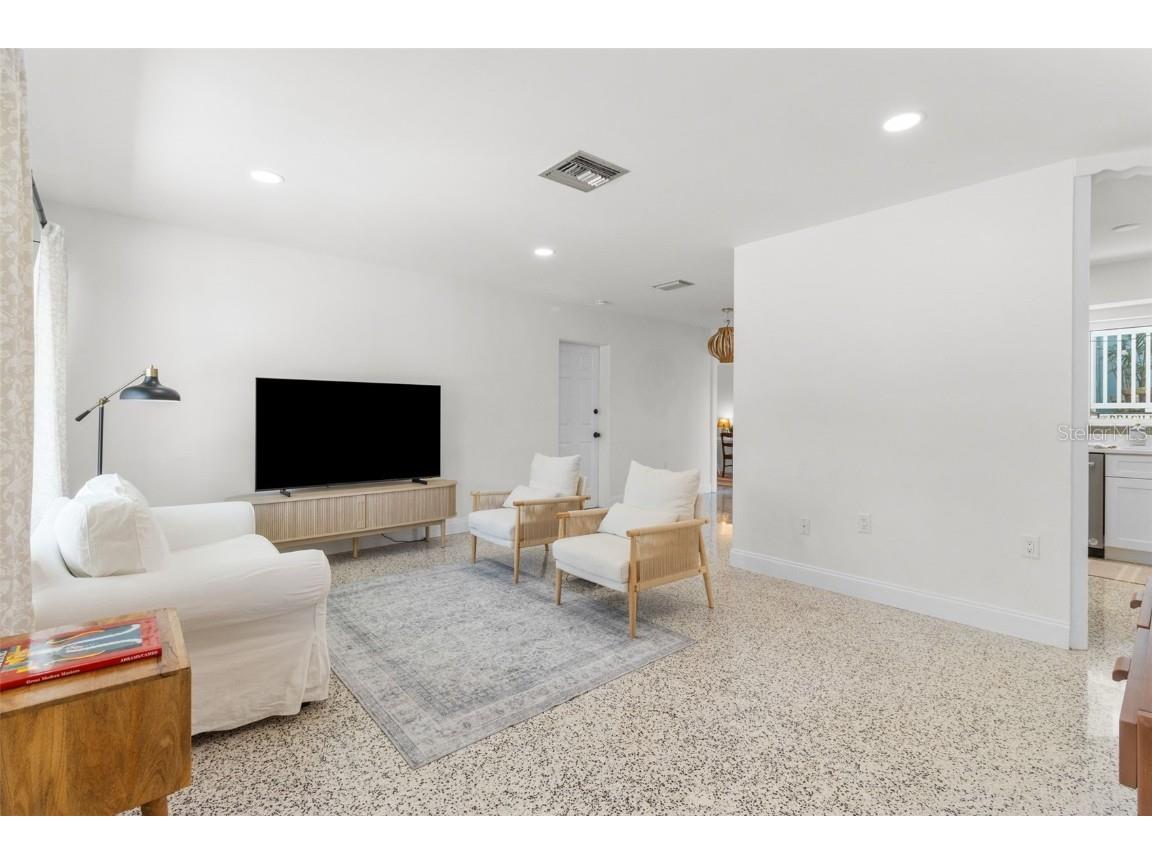 7950 Causeway Boulevard N Saint Petersburg FL 33707 TB8403425 image14