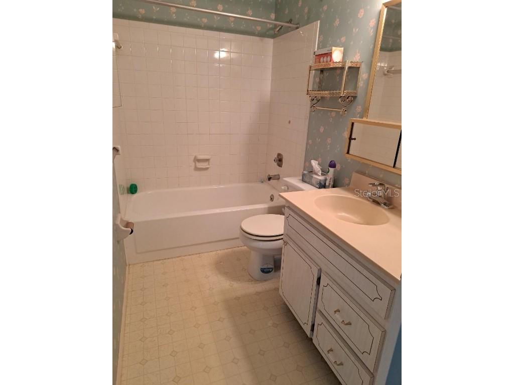 7951 58th Avenue N #208 Saint Petersburg FL 33709 - NO NAME- LAKE SYSTEM THROUGHOUT THE PROPERTY TB8450625 image15